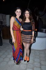 sherry shroff with shubhika sharma at the launch of ZYNG calendar in Olive on 26th Jan 2012 (129).JPG